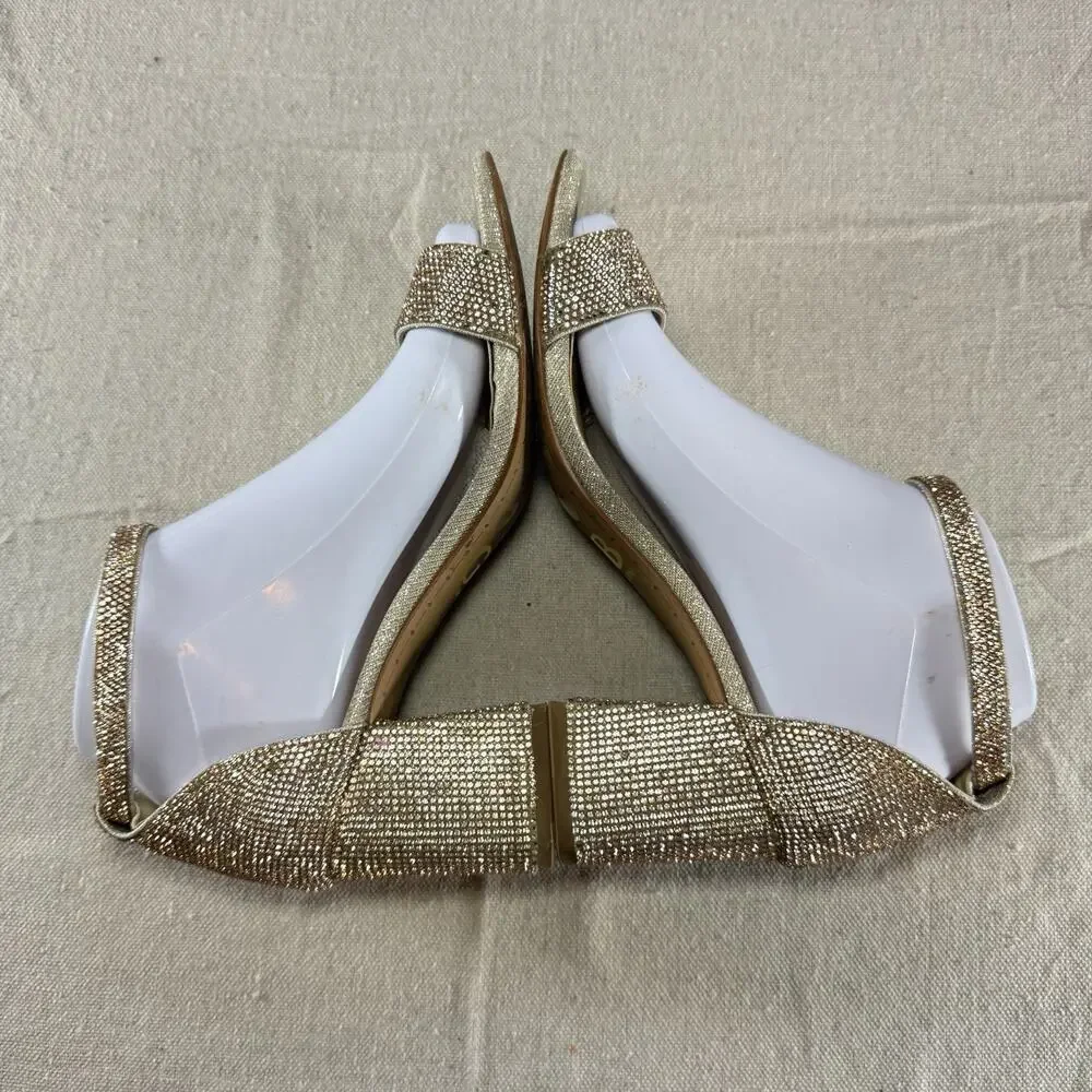 Gianni Bini Womens 8M Gold Rhinestone Block Heel Sandals Ankle Strap Sparkle